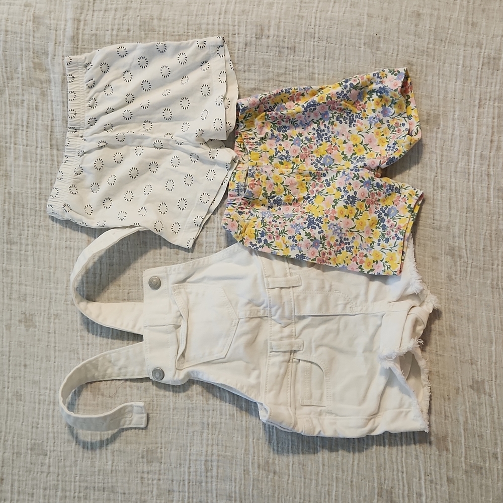 2T shorts bundle/overalls